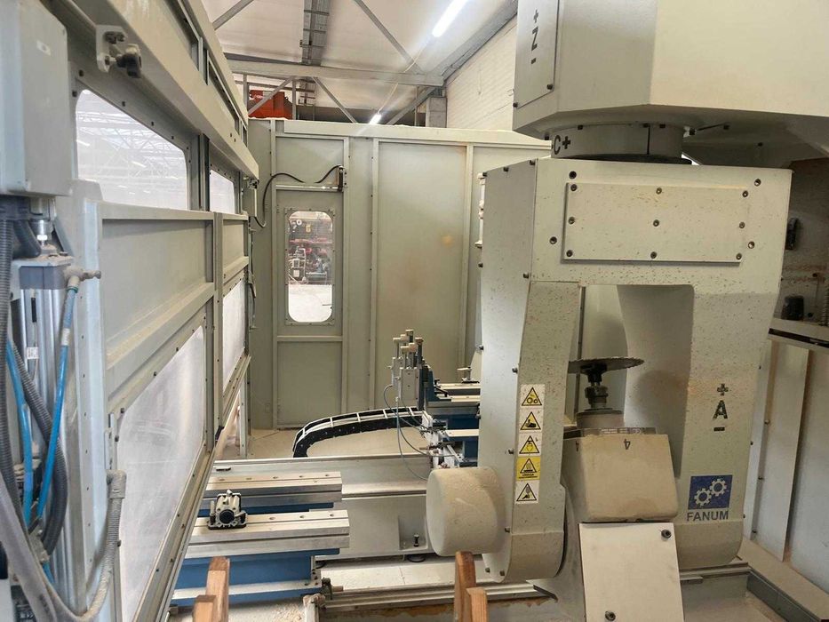CNC 5-OSIOWE centrum  obróbcze  fanum sigma