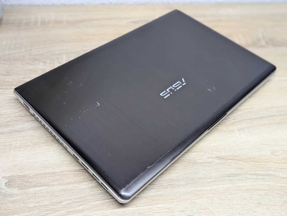 Asus N56VZ\15,6FHD\i7-3610QM\8GB DDR3\SSD128\GeForceGT650M 2GB