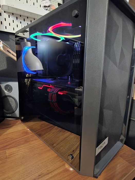 Computador Gamer [ Ryzen 7 3700X , RX 5700XT RED DEVIL ]