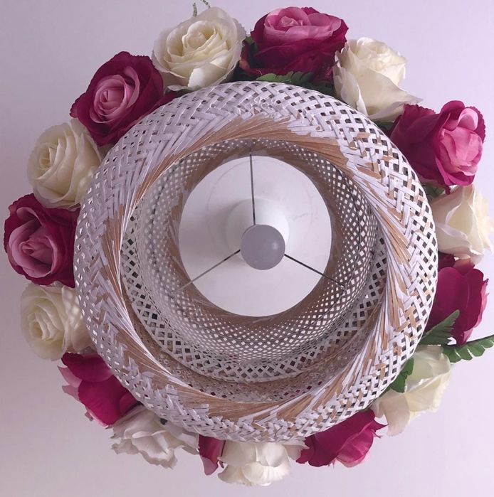 Candeeiro pormenorizado menina