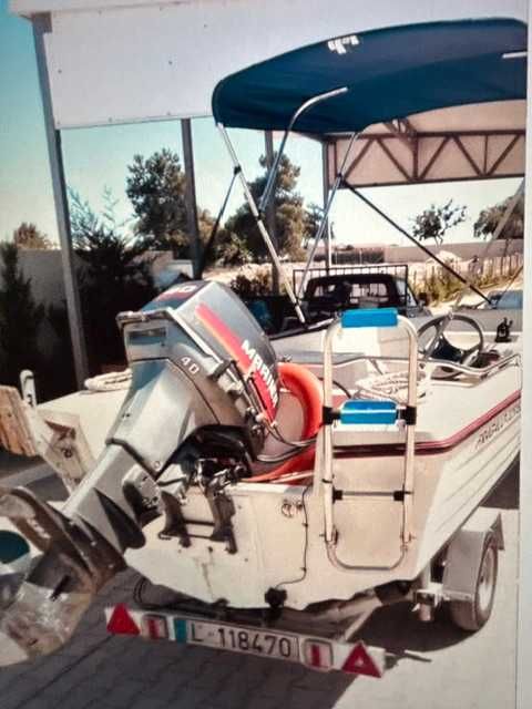 Barco de recreio Fibramar