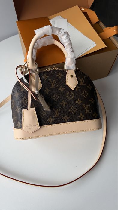 Сумка Louis Vuitton Alma BB