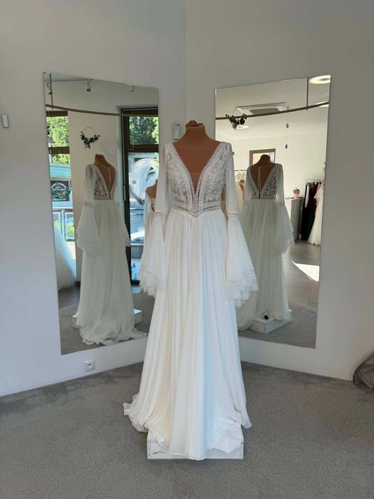 Suknia Ślubna Cipriana roz. 40 kolor ivory boho rustykalna