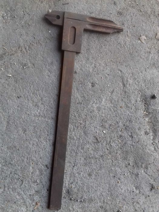 Stara suwmiarka zabytek i przymiar do średnic zabytek PRL