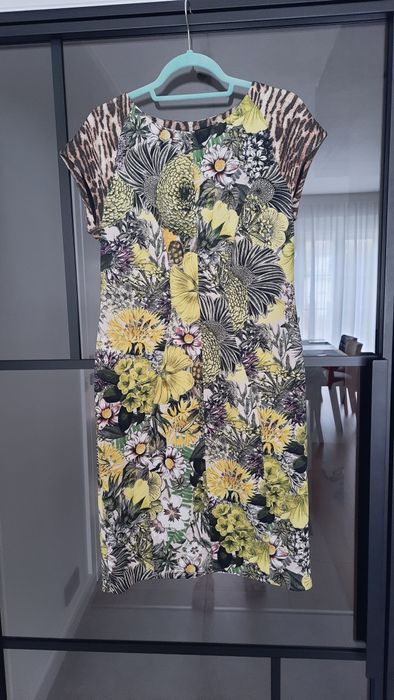 Sukienka Marc Cain rozm. 40