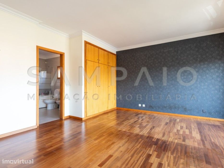 Apartamento T3 - C/ Terraço - Fânzeres/Mercadona!