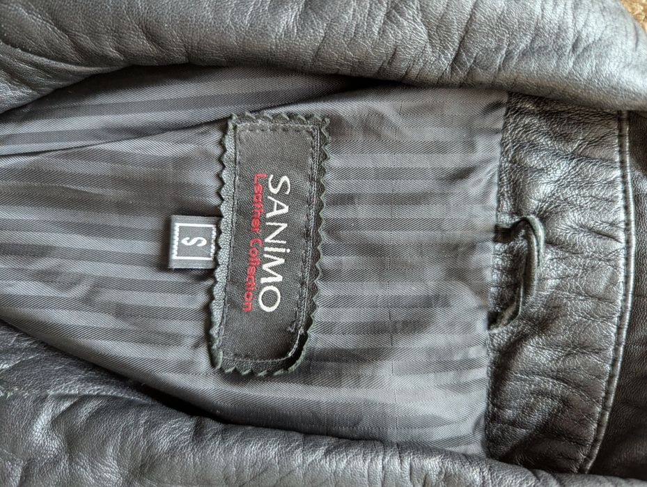 Шкіряна куртка чоловіча