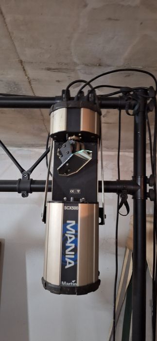 Robos de luzes martin scx500