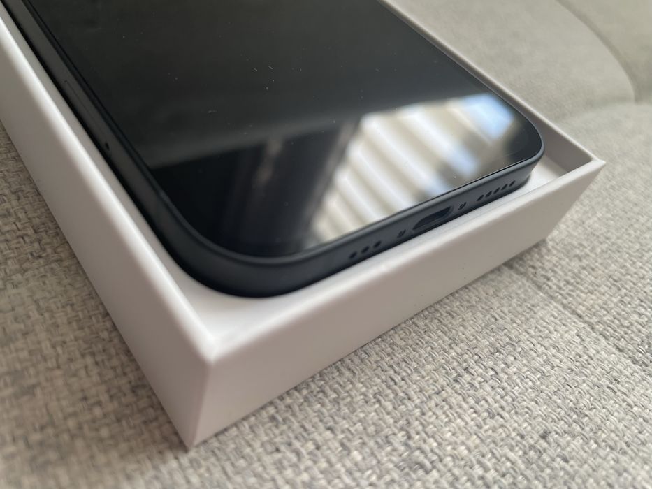 SMARTFON APPLE iphone 16e 128GB czarny oryginał gwarancja NOWY