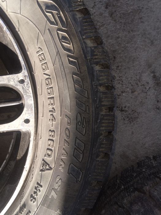 Резина з дисками 4-100