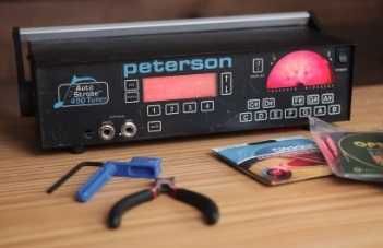 Calibração, restauro e customização de instrumentos de corda