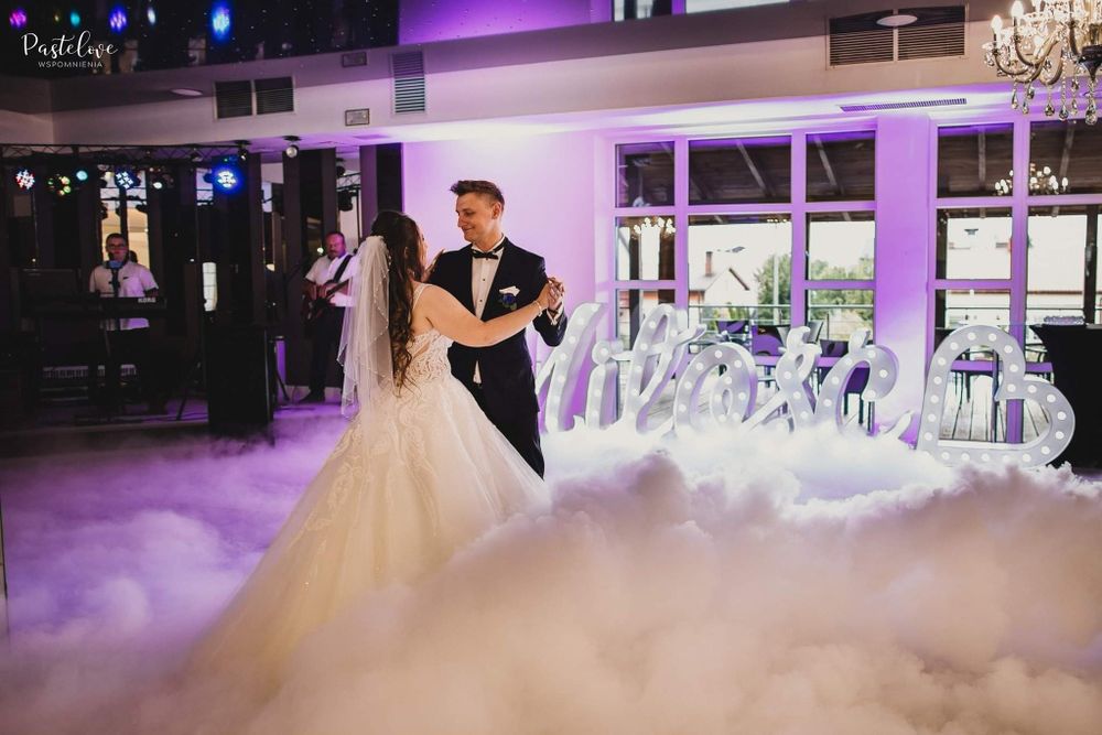 Ciężki dym, Pirobaner, fotobudka 360 dekoracja led, wiatraki iskier