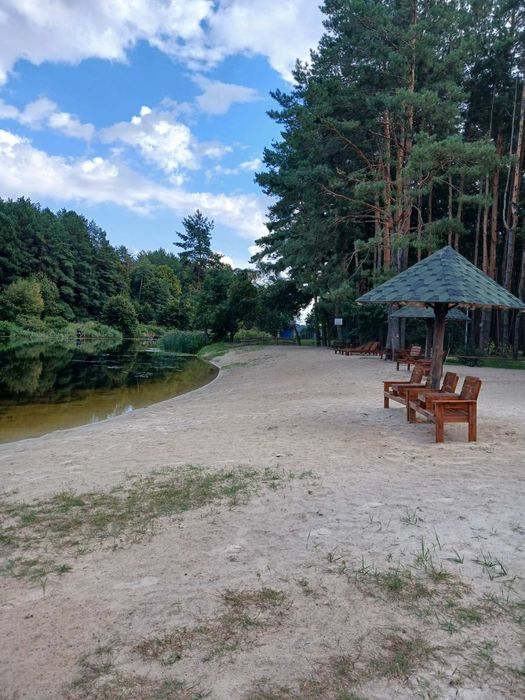 Продается новый дом с террасой \ возле . воды \.