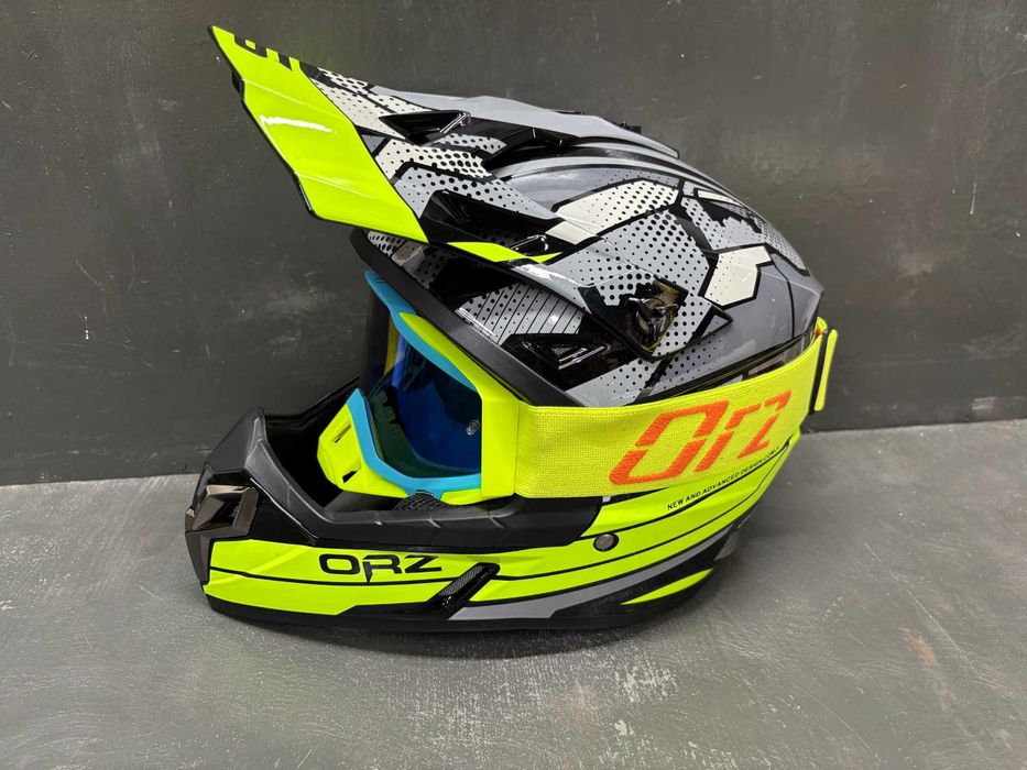 Шолом для мотокросу