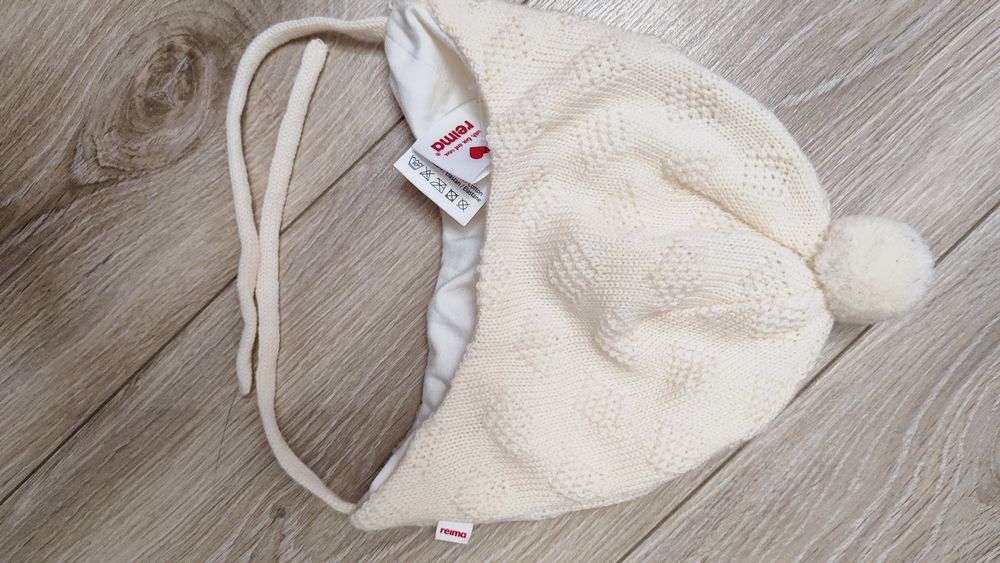 Reima шапка шерсть  нов.р.46