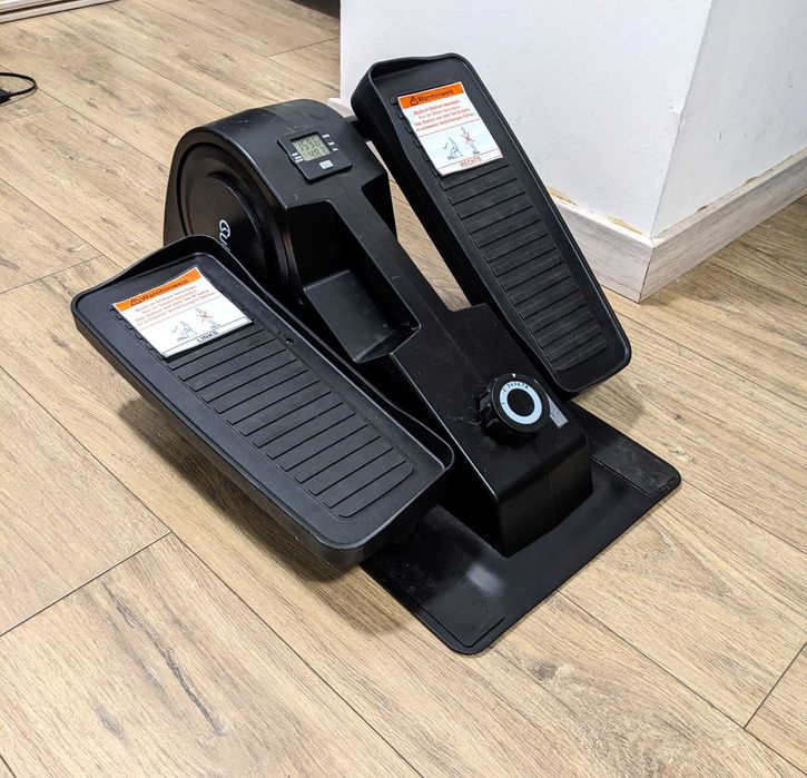 Міні еліптичний тренажер Cubii F3A2, новий