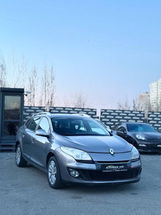 Renault Megane 3. Рестайлинг.1.5 дизель. Автомат.