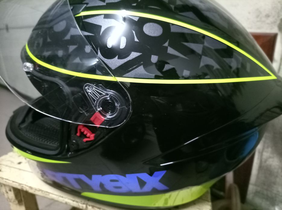 Vendo capacete  agv 46 como novo pouco uso
