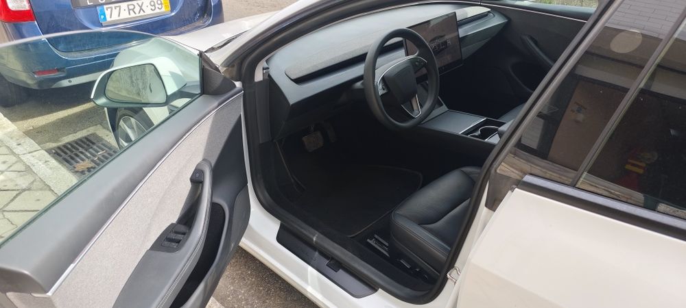 Tesla model 3 Highland