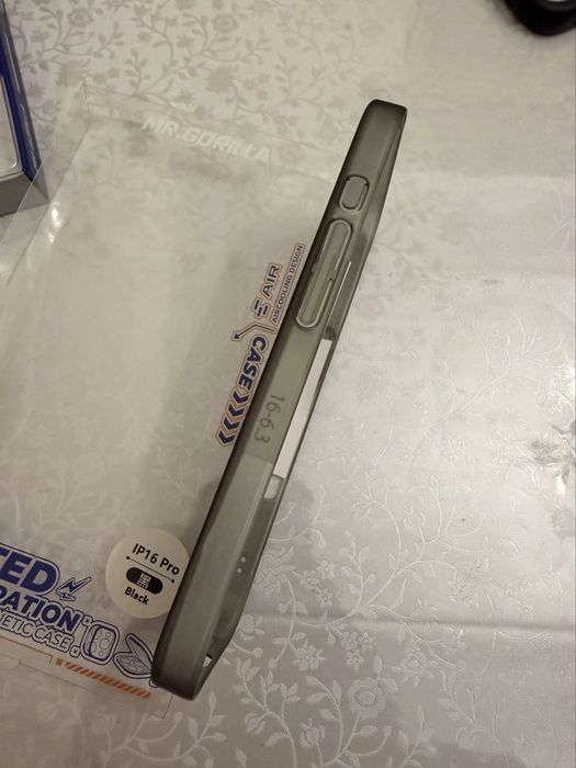Чехол для iPhone 16pro