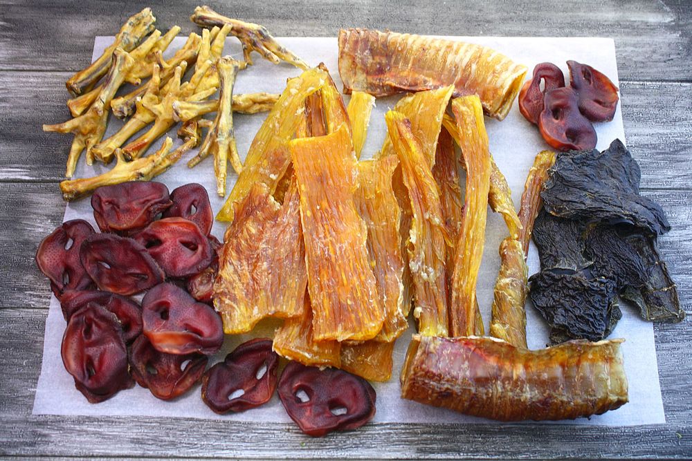 Ласощі для собак,трахея лапки медальони легені,