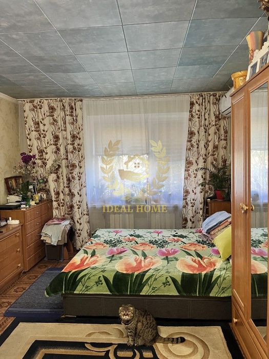 Продаж великої кімнати в гуртожитку з ремонтом Райдужний масив