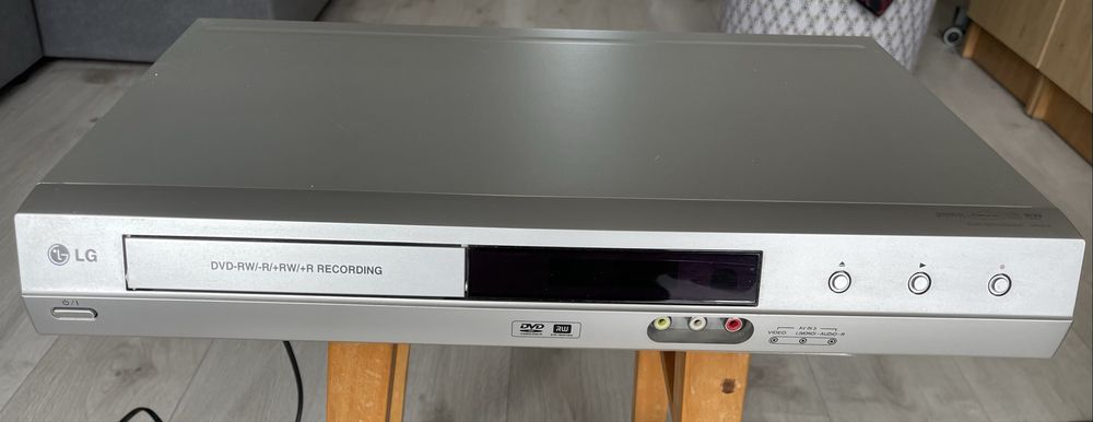 Nagrywarka/Odtwarzacz dvd LG