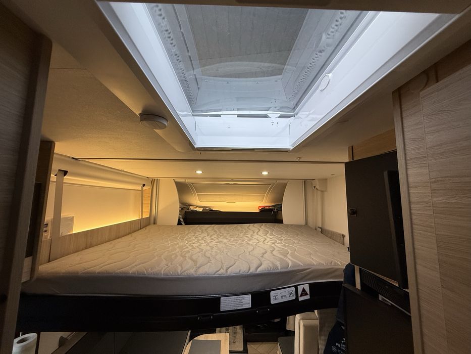 Kamper Ford - Chausson 797 Titanium Line  - doposażony - niski przebieg
