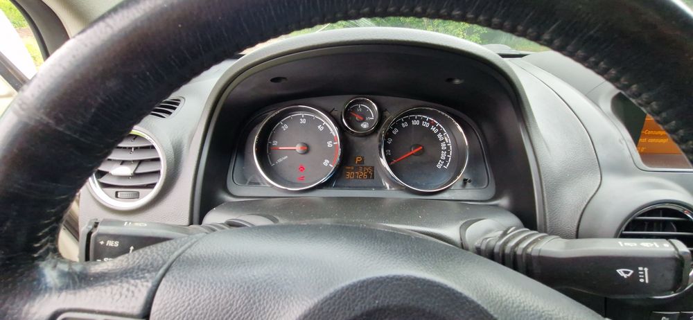 Opel Antara 2012 рік 2.2 cdti