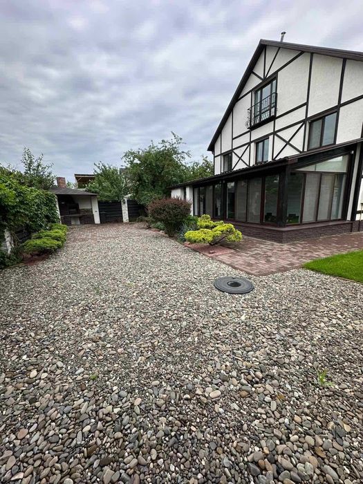 ПРОДАЖА СРОЧНО дома 153 м кв с газом камином Оболонь, 300м до Днепра!!