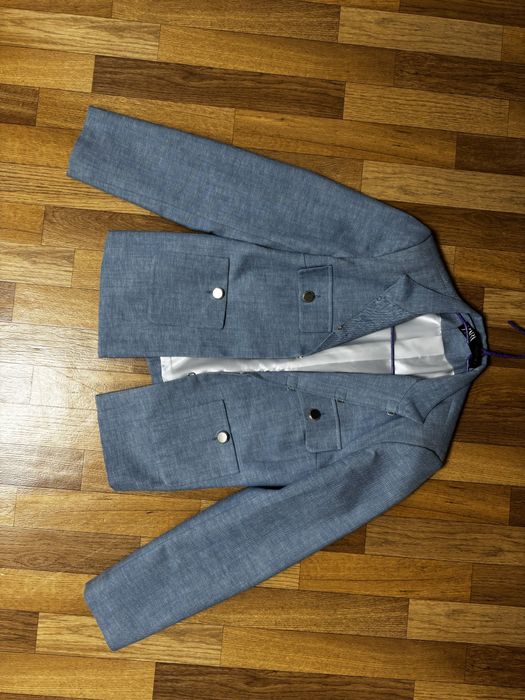 Блакитний льняний костюм Zara