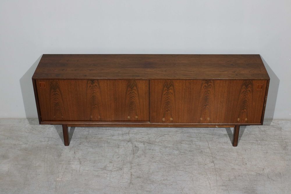 Aparador Gunni Omann Modelo 21 em pau santo | Danish Design | Vintage