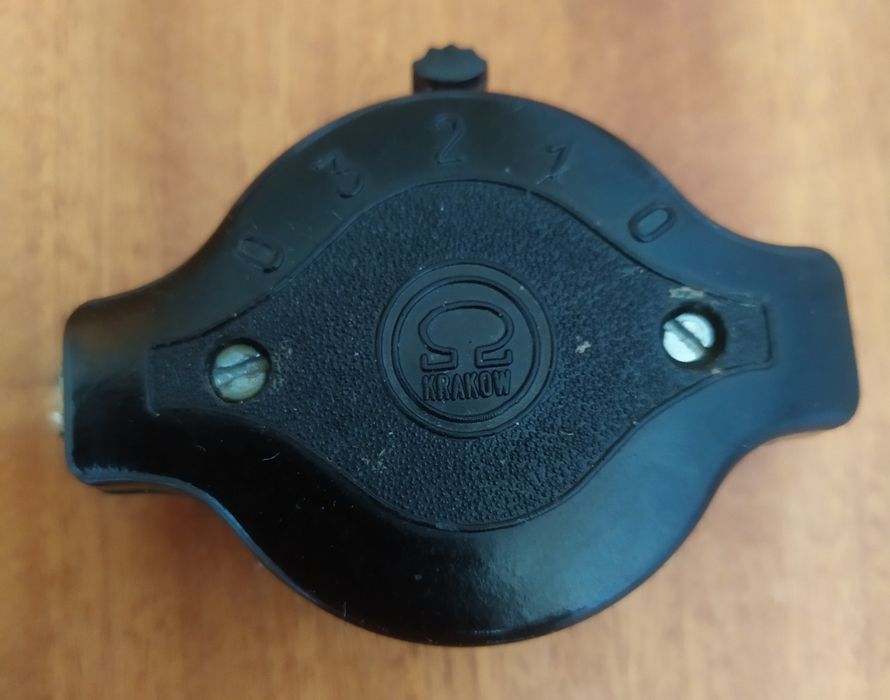 Włącznik prądu z regulacją i złodziejka wtyczka,PRL.