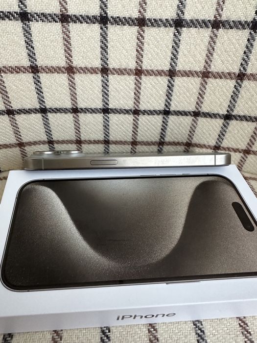 Фізична карта iPhone 15 Pro, 256gb, neverlock