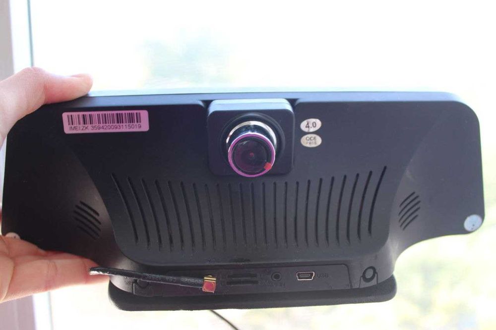 Відеореєстратор з камерою заднього виду DVR Q98