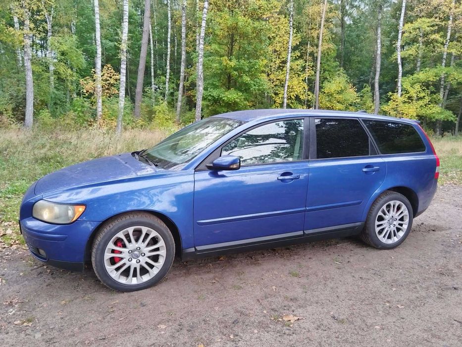 Samochód Volvo V50 Benzyna