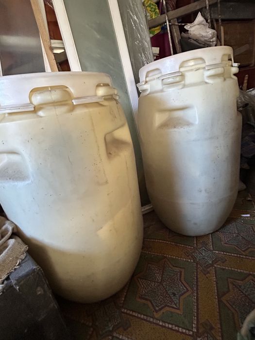 Бочки великі б/у самовивіз