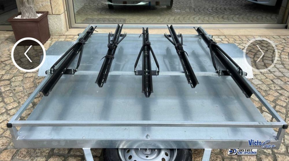 Atrelado para 5 bicicletas