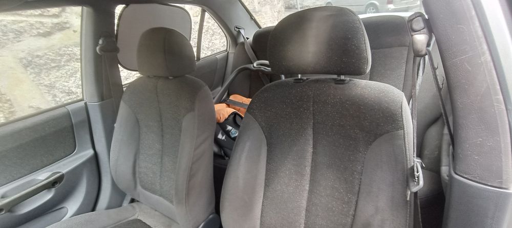 Hyundai accent ano 2000