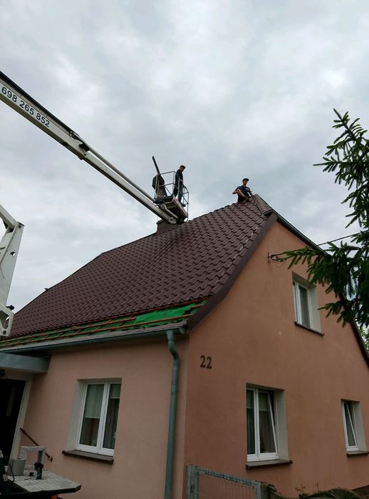 Pogotowie dekarskie ,naprawy dachów , wymiana pokryć dachowych7 dni w