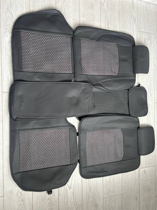 Чохли для сидінь авто