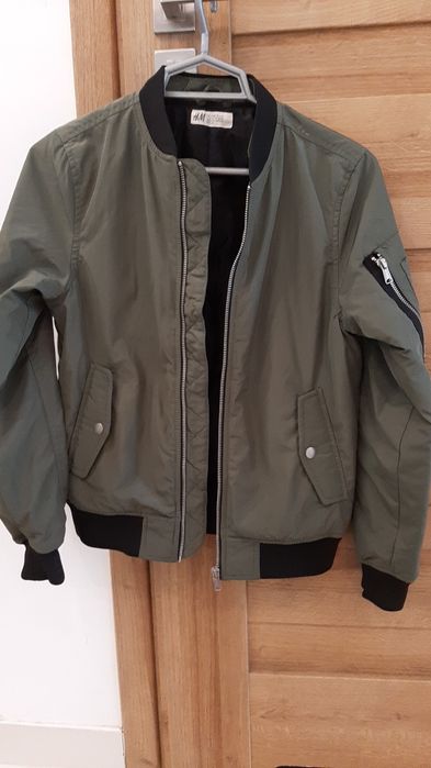 Kurtka bomberka H&M 146/152 STAN IDEALNY zielona 10-12 lat jesień