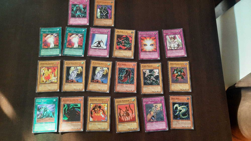 YuGiOh / Yu-Gi-Oh - Vários bundles TCG cartas de diversos decks Vintage - Excelente / Near Mint