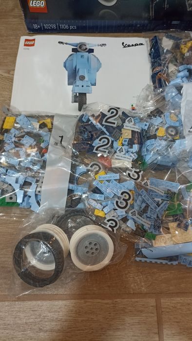 Lego 10298 - Vespa