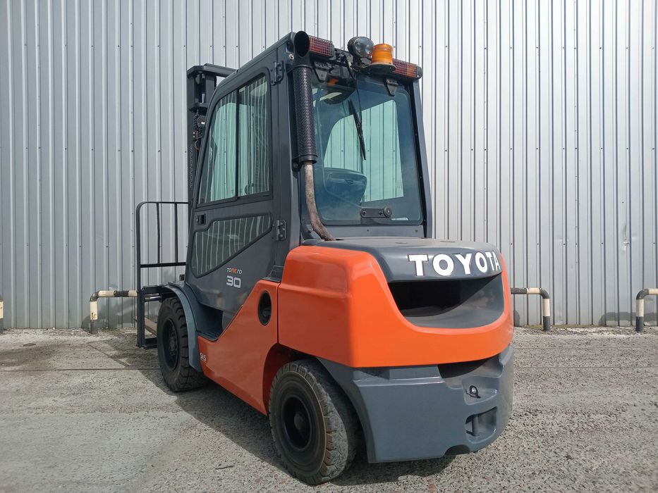 Навантажувач б.у. TOYOTA Дизель , 3т, 2019р.