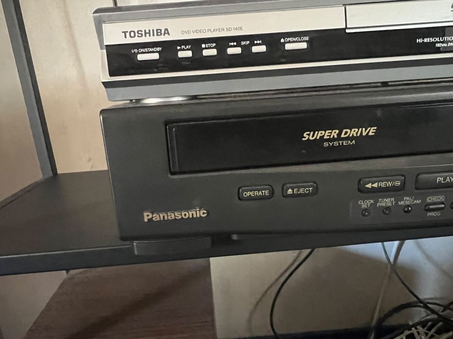 Dvd та відеопрогравач