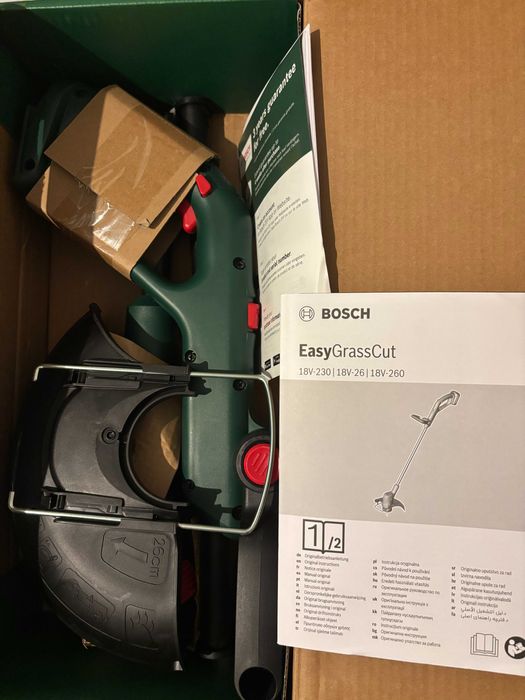 Aparador de Relva BOSCH Easygrasscut 18V
