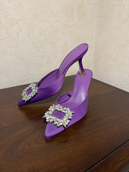 Туфлі UTERQUE з брошью 36,5 р натуральна шкіра, верх шовк: 550 грн