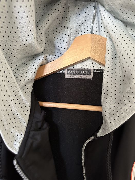 Basic line Bluza z kapturem graffiti