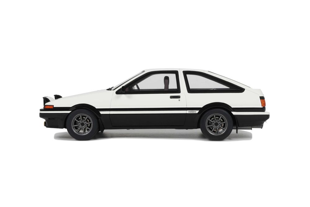 1985 Toyota Sprinter Trueno AE86 White Otto 1:18